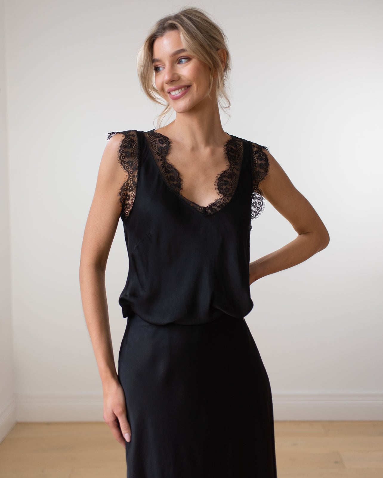 Lace Trim Vest | Black