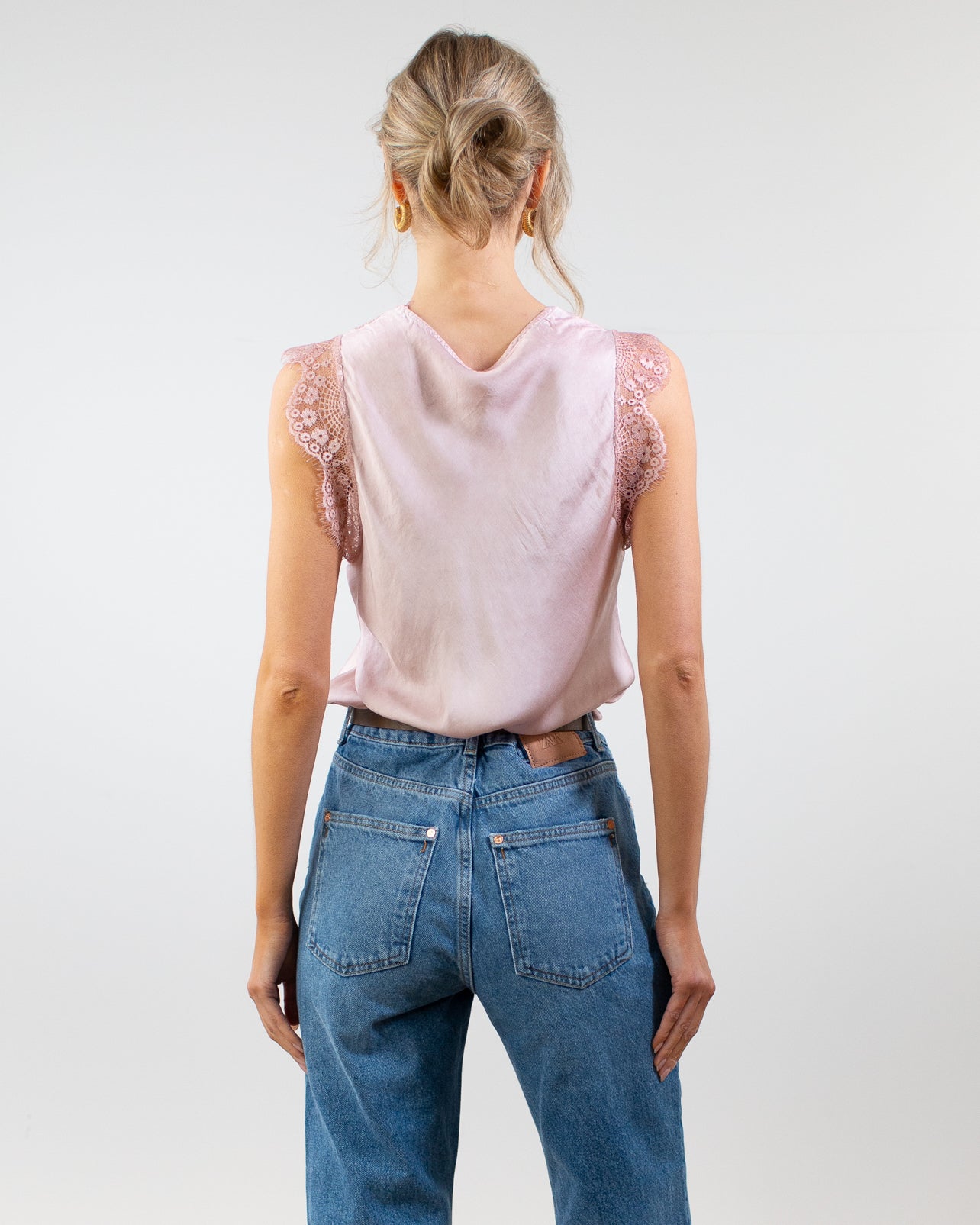 Lace Trim Vest | Blush