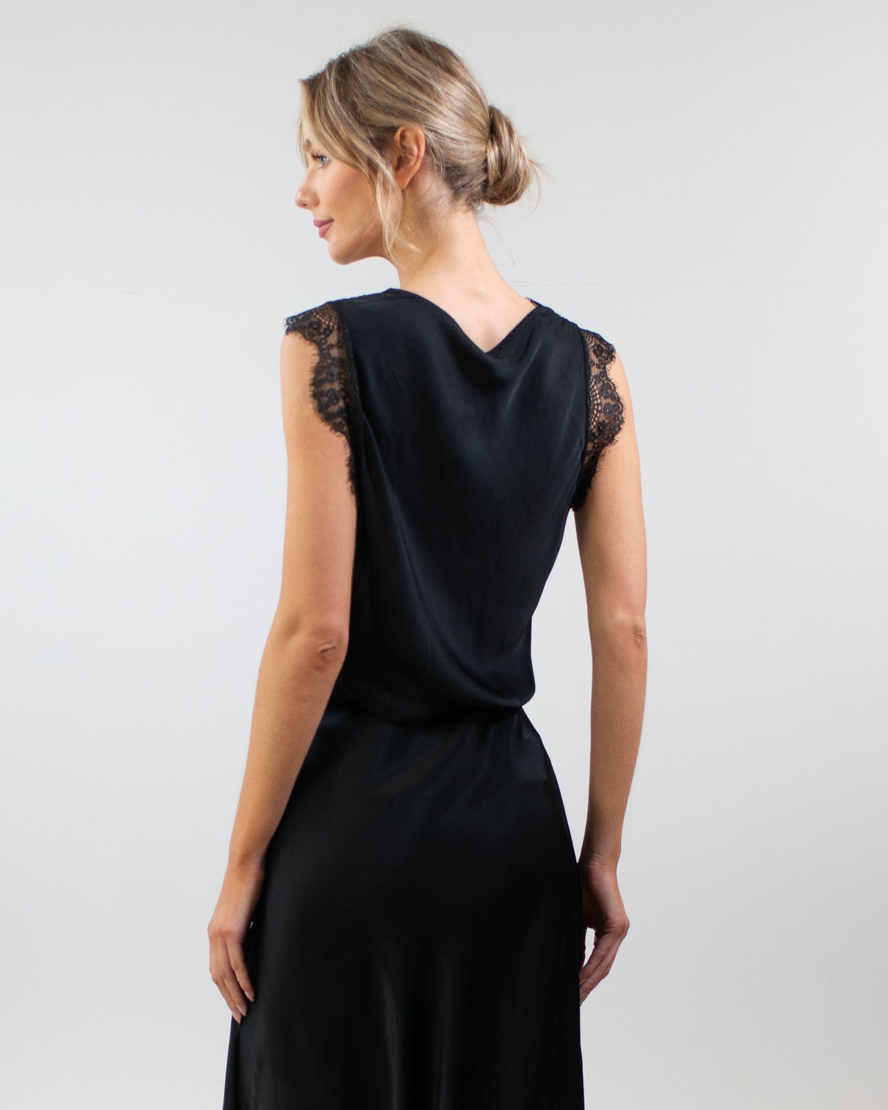 Lace Trim Vest | Black