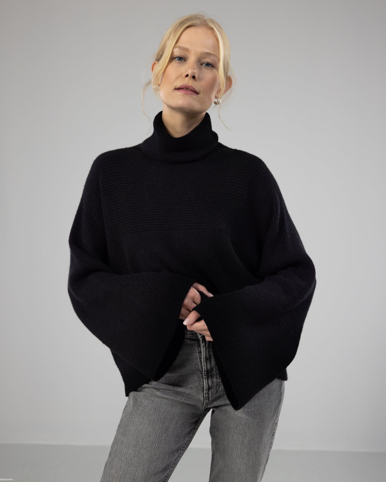 Ribbed Roll Neck Sweater | Black