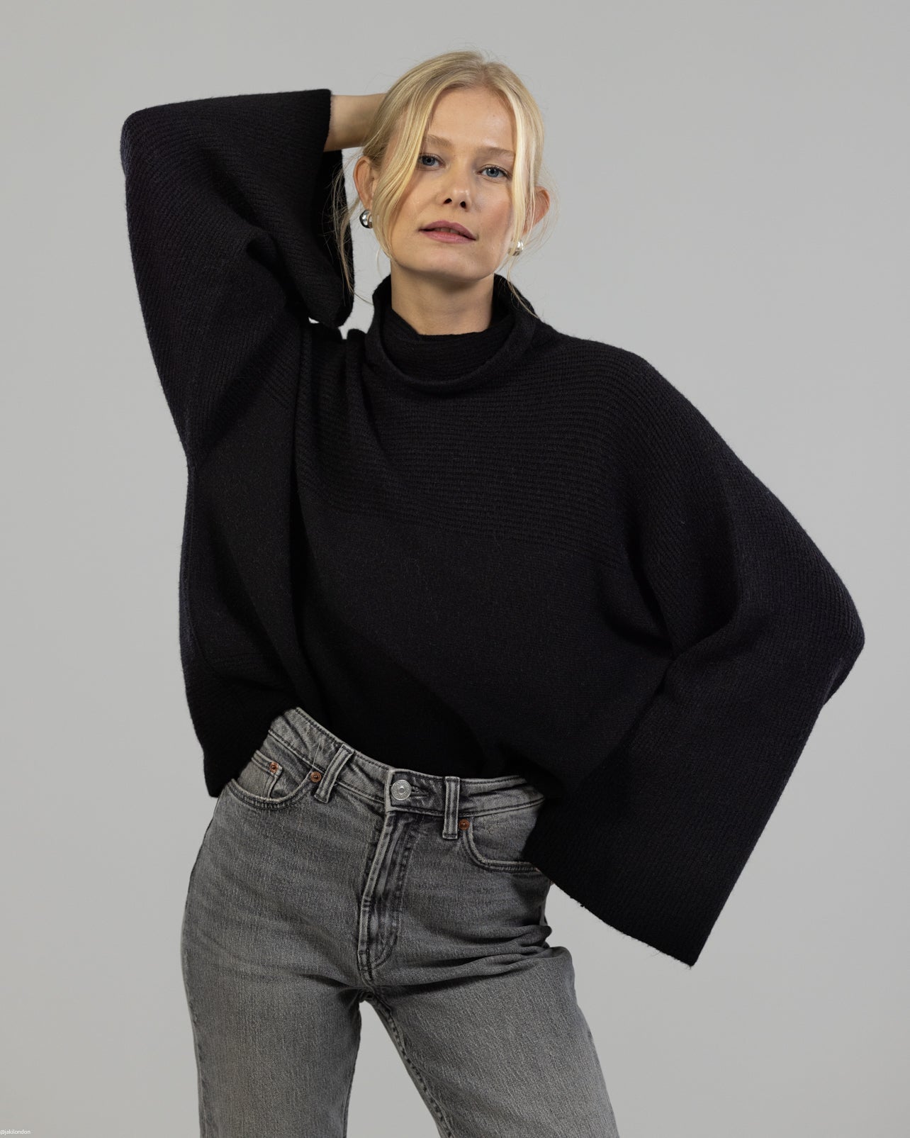 Ribbed Roll Neck Sweater | Black