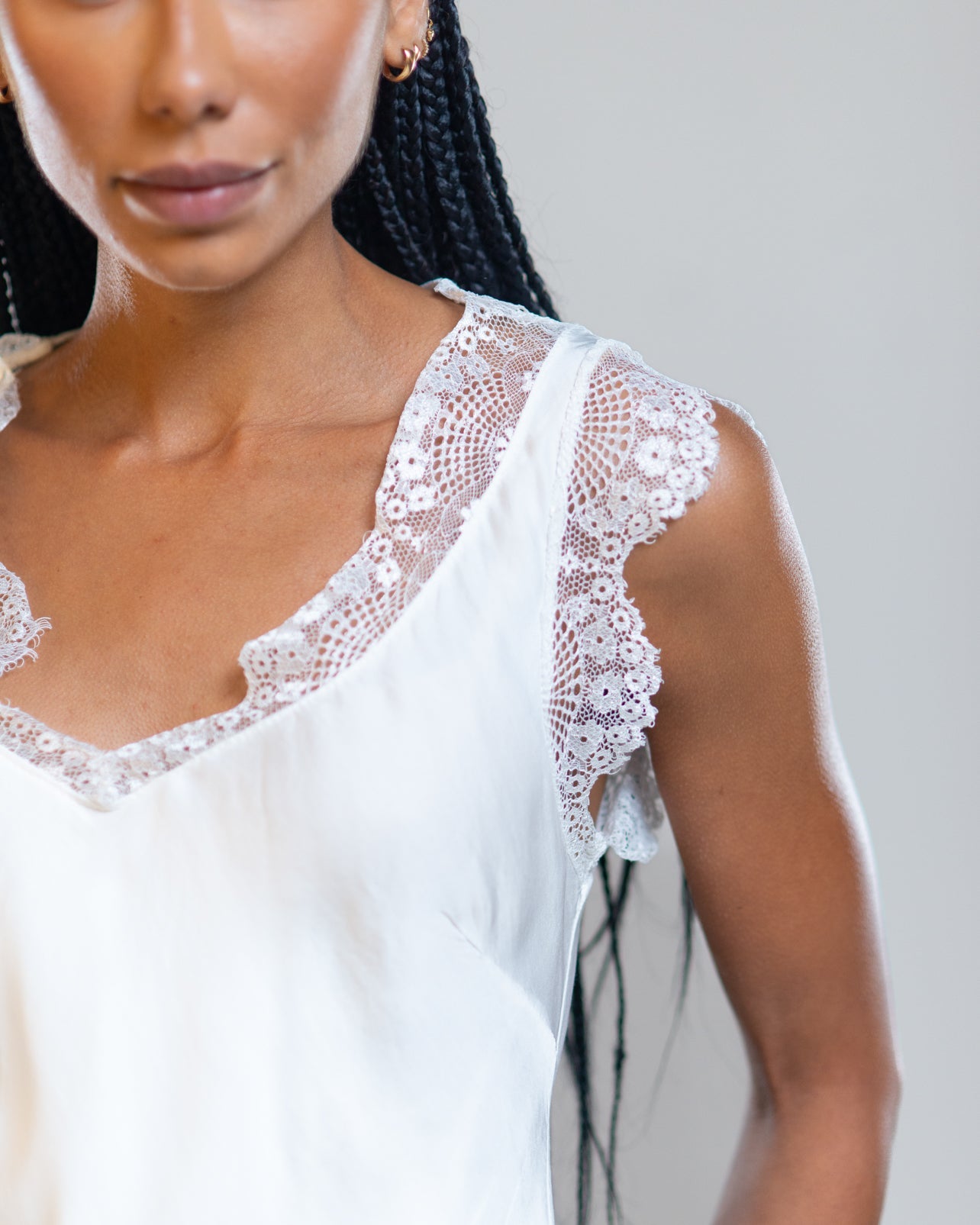 Lace Trim Vest | White