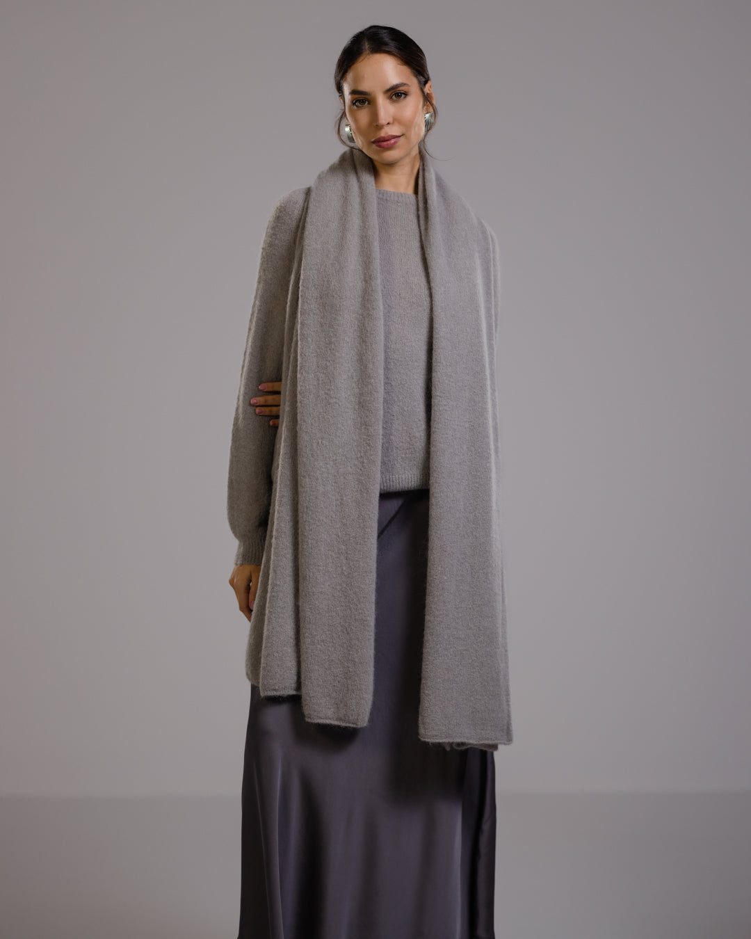 Sonya Shawl | Light Grey | Alpaca Blend