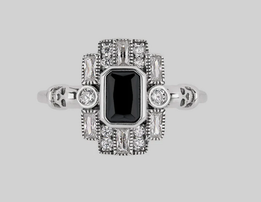 DECO. Skull & Black Spinel Cocktail Ring