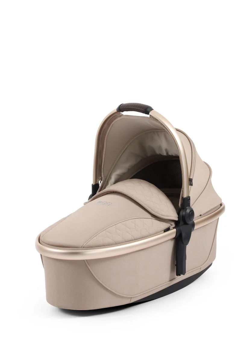 Egg 3 Carrycot
