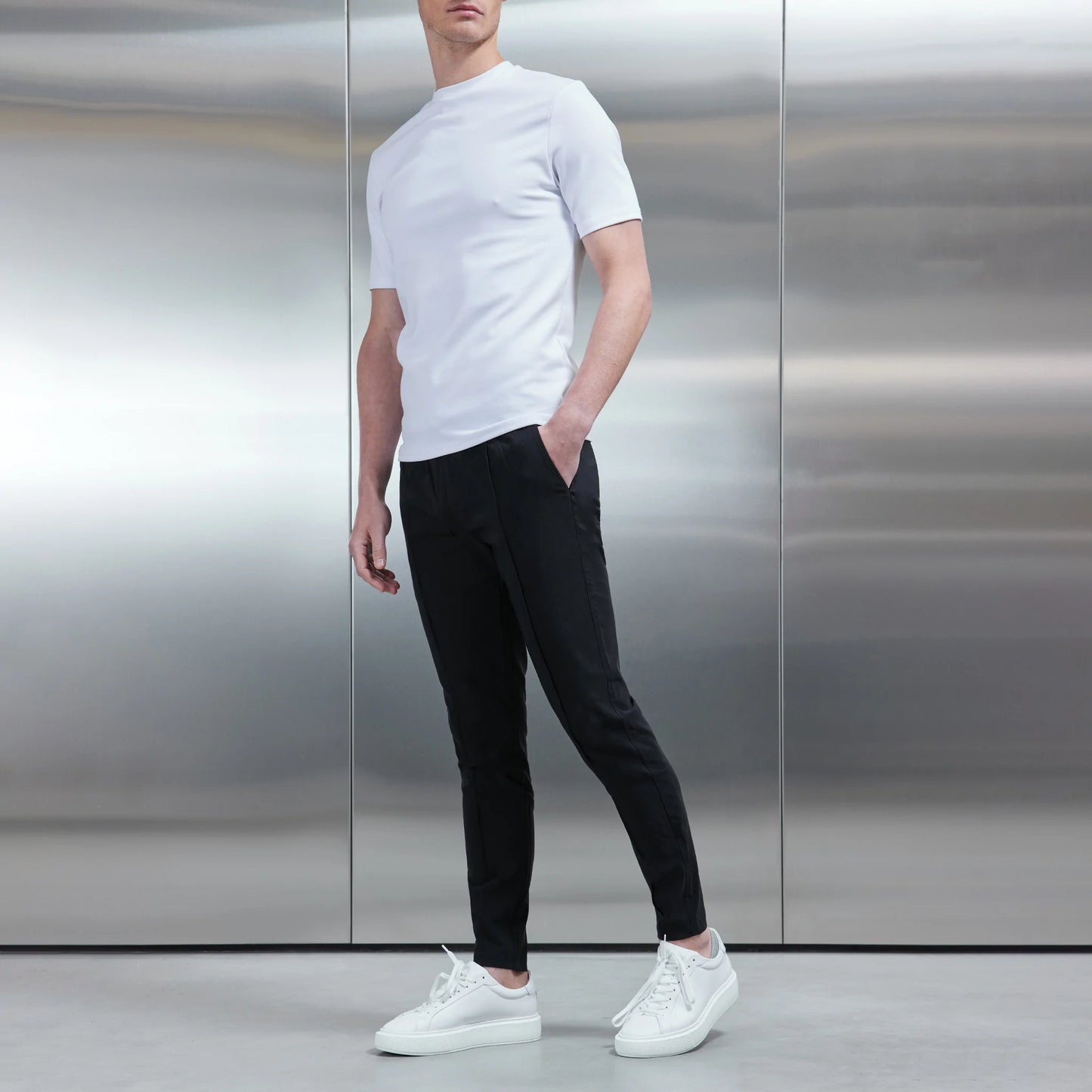 Essential Trouser - Black